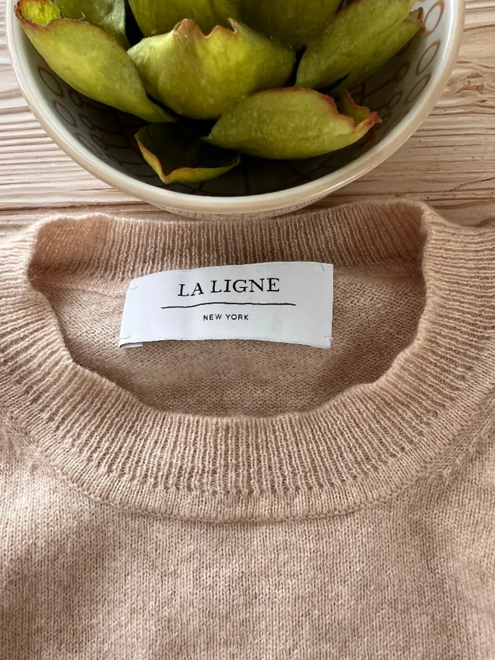La Ligne Cashmere Sweater Beige Cream Stripe Crewneck Size M Soft Minimalist Coa - Picture 1 of 5
